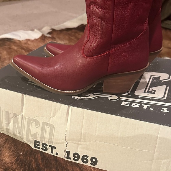 Dingo Red Heeled Cowboy Boots size 10 - Picture 2 of 7